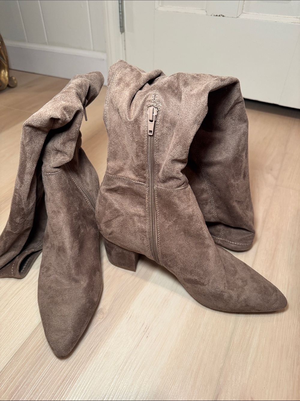 Steve Madden Taupe Suede Pointed-Toe Heeled Boots - Picture 2 of 4